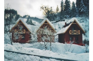 Eslovaquia Chata Oščadnica, Exterior